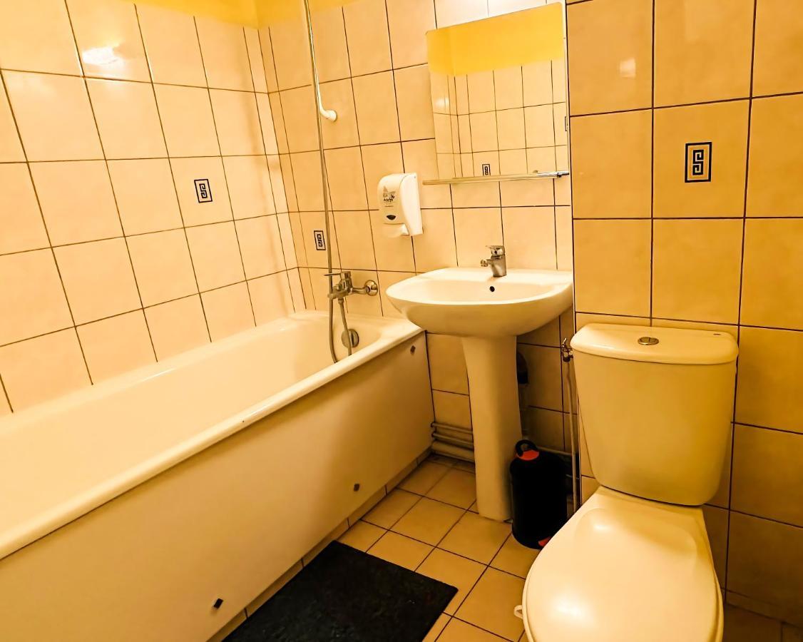 Hotel Le Valeran Ligny-en-Barrois Buitenkant foto