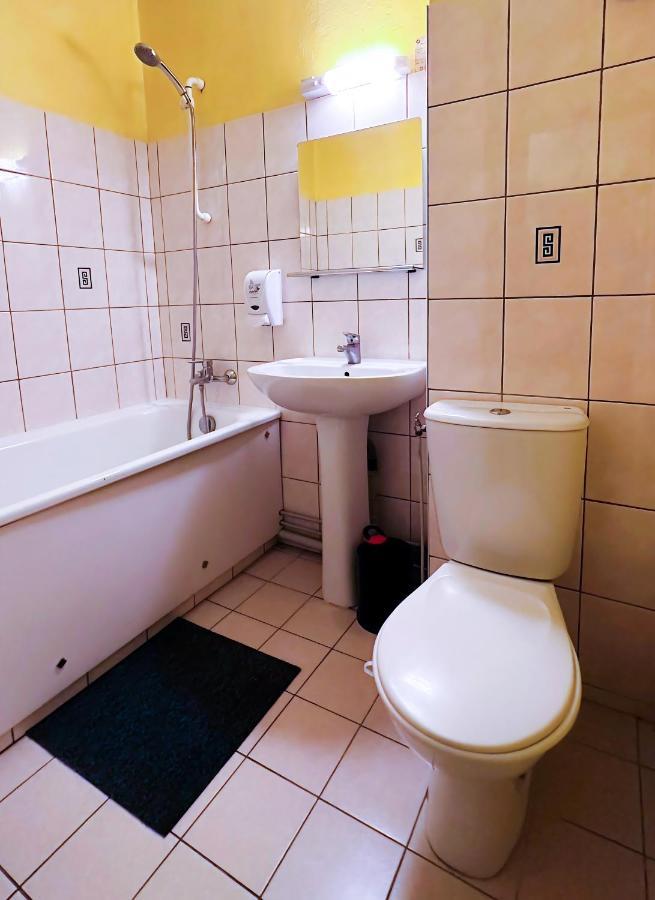 Hotel Le Valeran Ligny-en-Barrois Buitenkant foto